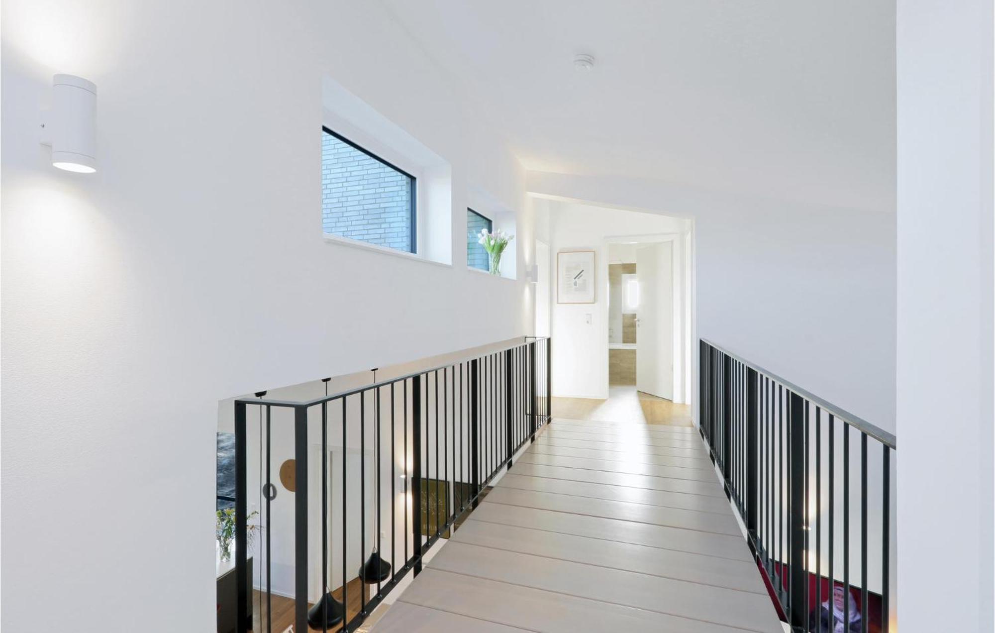Nice Home In Lembruch-Duemmer See With Sauna Exteriör bild